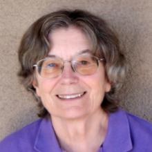 Picture of Dawn Holmes.